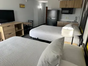 Super 8 by Wyndham Alexandria LA - Chambre