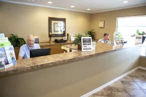Groves RV Resort - Réception