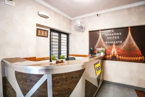 Seasons Suites - JP Nagar - Resepsjon