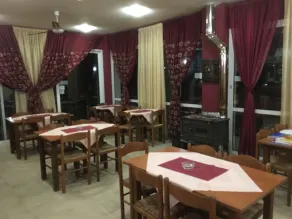 Arion Stables & Apartments - Restaurant