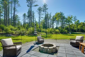 Family Friendly! Quiet Dexter Getaway w/ Hot Tub - Interiør