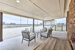 Secluded Krum Home w/ Patio & Gas Grill! - Interiør