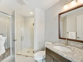 Bluebird Suites in Tysons Corner - Casa de banho
