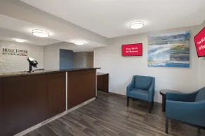 HomeTowne Studios by Red Roof Orange, TX - Lobby-Lounge