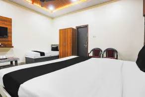 OYO Collection O Jagannath Mandir Road Formerly Paradise Residency - Rum