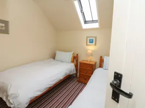The Linney - Room