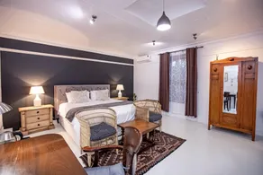 84 on Fourth Guest House - Quarto