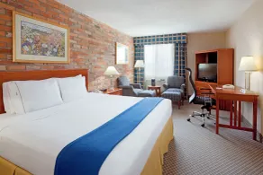 Holiday Inn Express Toronto East - Scarborough by IHG - Room