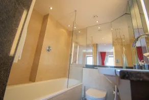 ART-Hotel Braun - Bathroom