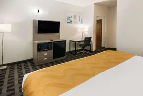 Quality Inn & Suites Waco North - Room