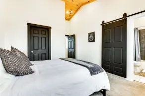 Colorado Retreat w/ Gas Grill & Mountain Views! - Interior