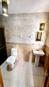 Hotel Plaza Baratillo - Badrum