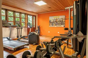 Esther's Hotel - Gym