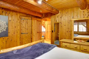 Lakefront Deerwood Home w/ Fire Pit & Grill! - Room