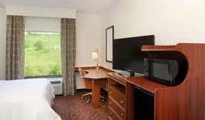 Hampton Inn & Suites Pittsburgh-Meadow Lands - Chambre
