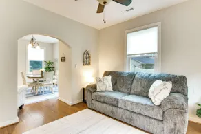 Cedar Pines Lake Views! Charming Waterfront Home - Innenbereich