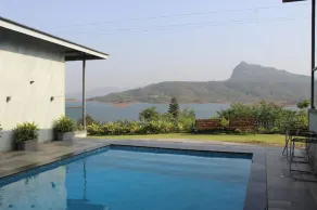 Jumbo Paradise 1 BHK Luxury Lake View Cottage - Piscine