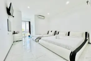 Parichat Bandung Hotel - Room