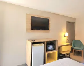 Days Inn by Wyndham McAllen - Chambre