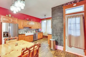 Historic Home w/ Yard in the Heart of Reading! - Interiör