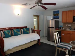 Suite Dreams Inn by the beach - Chambre