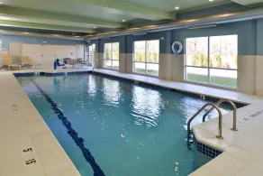 Holiday Inn Express & Suites - Brighton South - US 23 by IHG - Piscine