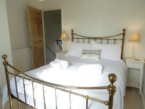 Mount Pleasant - Camera