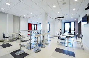 Première Classe Lyon Est - Saint-Priest Eurexpo - Restaurante