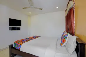 Fabhotel Neha - Quarto