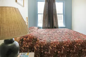 OYO Historic Cameron Hotel Brownsville I-69E - Room
