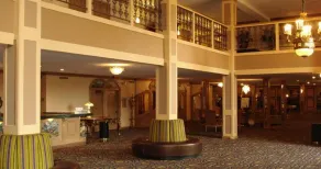 Chateau Hotel and Conference Center - Hall