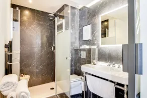 Mom'Art Hotel - Badeværelse