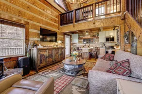 Hot Tub Haven! Mtn-View Home 13 Mi to Bryson City! - Innvendig