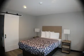 Riviera Motor Inn - Room