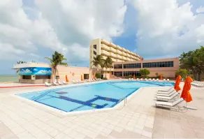 Princess Hotel & Casino - Piscina