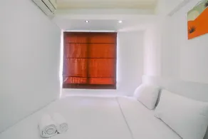 Clean and Simply Cozy 2BR Bassura City Apartment - Zimmer