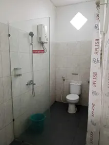 Villa Rumah Bromo - Bathroom