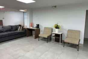 Suburban Studios Fairborn - Dayton - Lobby