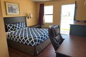 Apollo Lodge and RV Park - Room