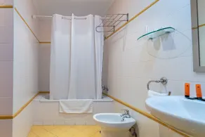 Hotel Silva - Bathroom