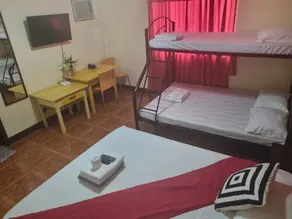 Laurien's Apartelle - Zimmer