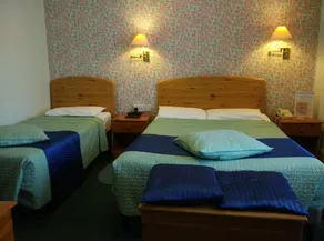 River Hotel - Quarto
