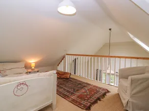 Bridge Studio - Room