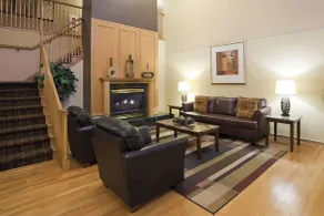 Quality Inn & Suites Stillwater - Lobby