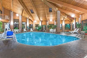 Baymont by Wyndham Smyrna - Piscine