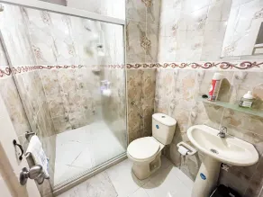 Casa Clandestina - Bathroom