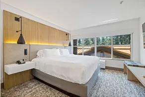 The Evergreen Hotel - Chambre