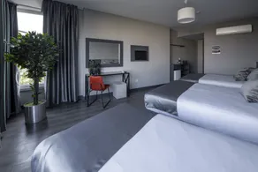 Tourist Hotel - Habitación
