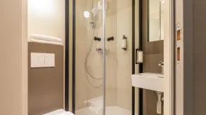Kyriad ECO - Suresnes - La Défense - Baño