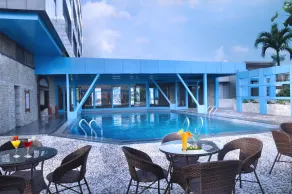 Nanyang Seascape - Piscine